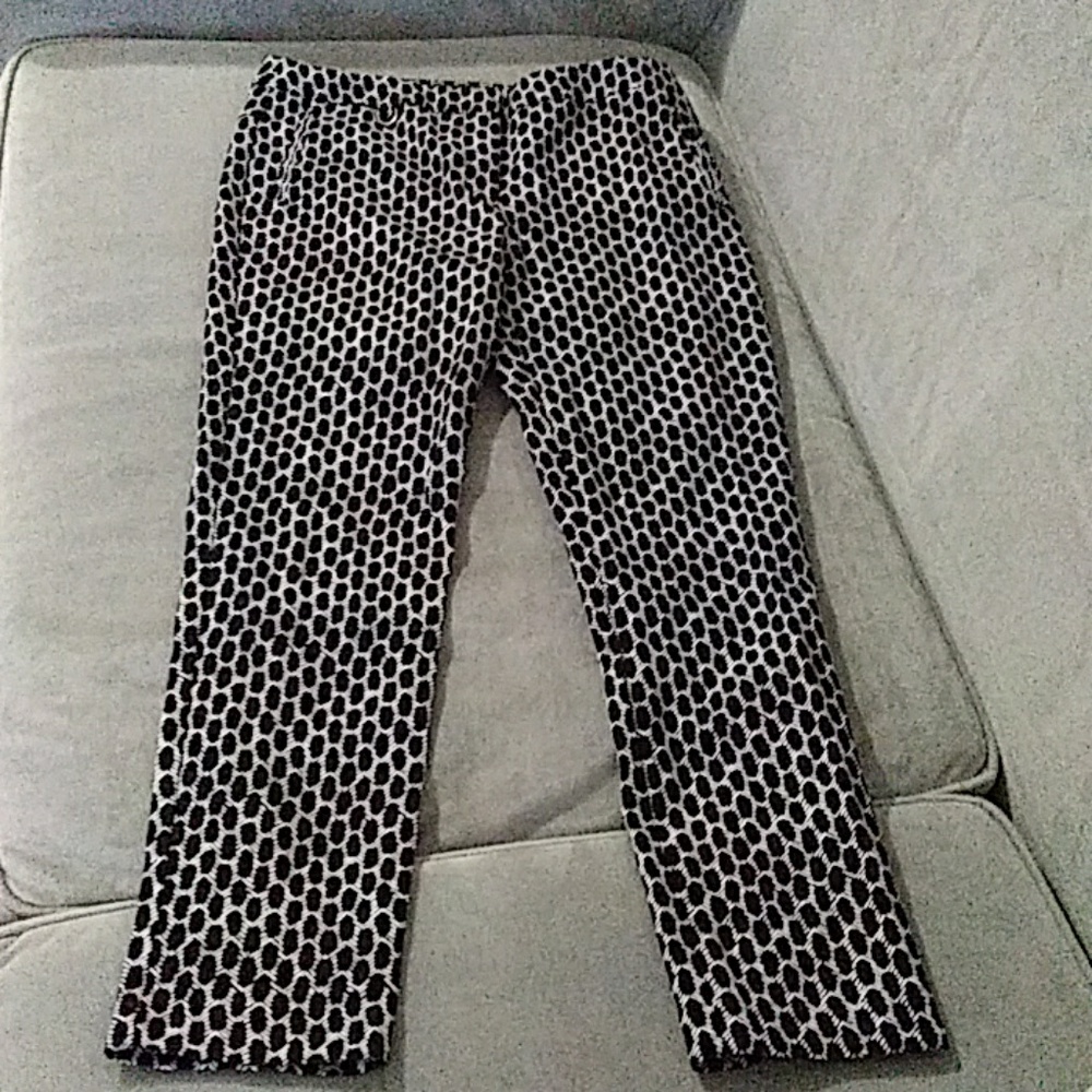 Adrianna Pappell Black and White Print Ankle Pants